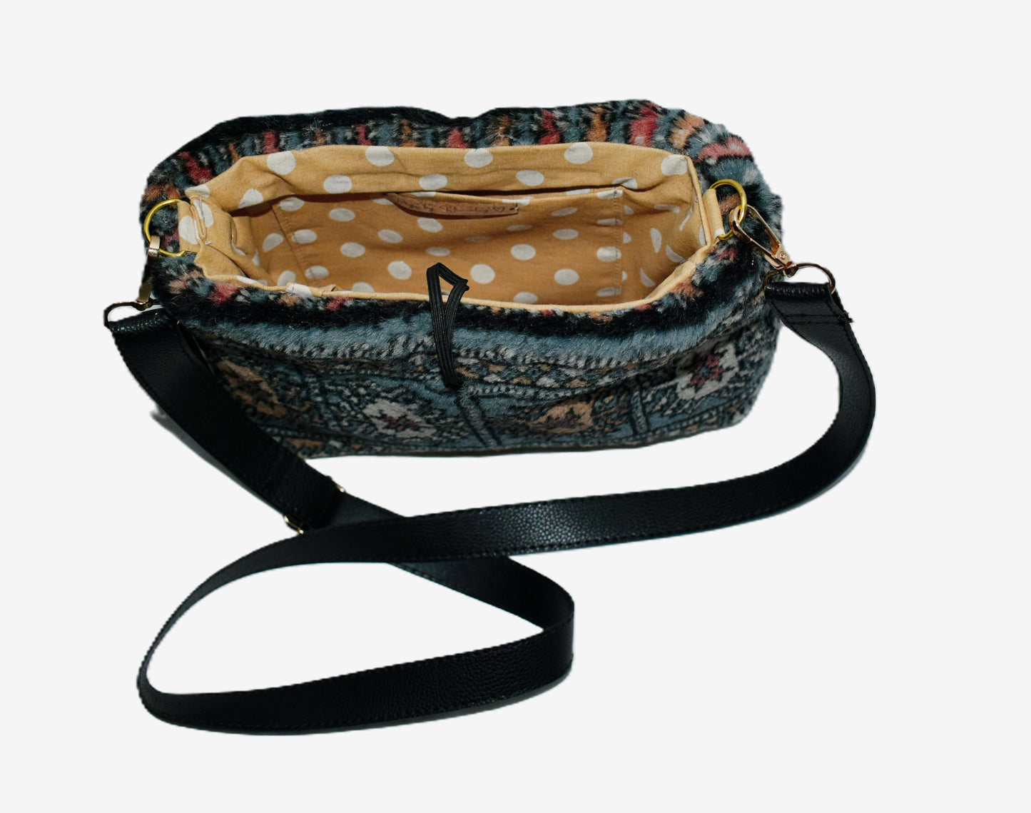 The Isla Shoulder Bag - Nomad’s Keepsake