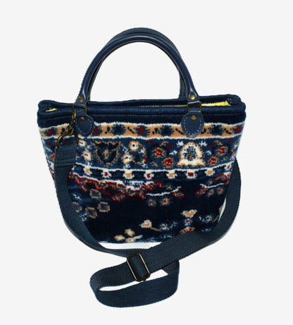 The Lily Tote – The Sunlit Stanza