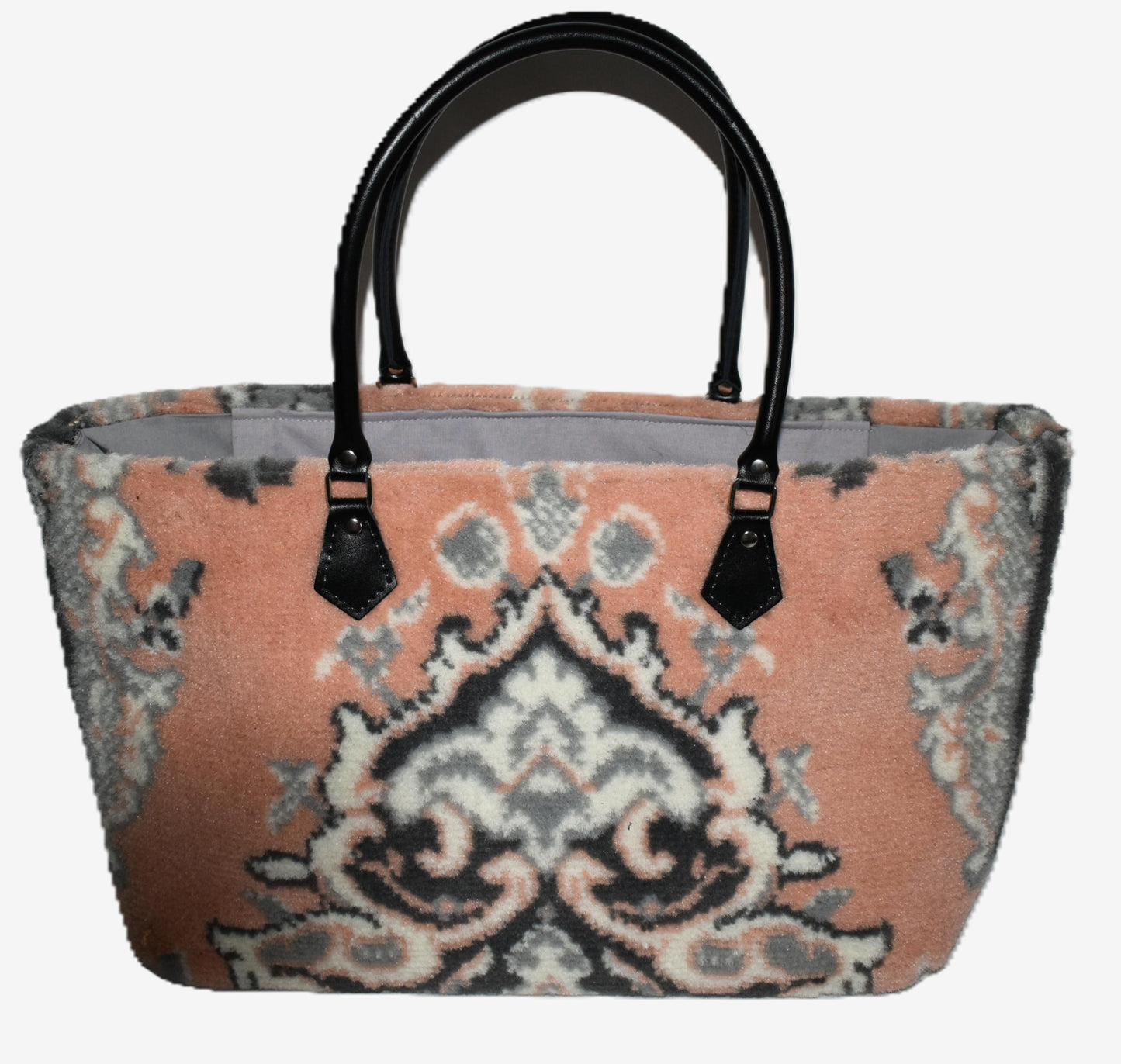 The Matilda Overnight – Midnight Embrace