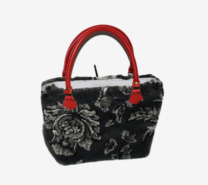 The Ruby Tote – Scarlet Interlude
